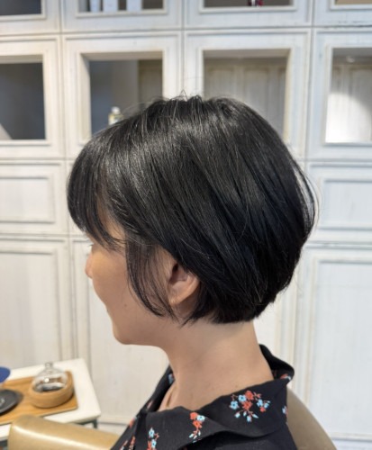 夏天露出脖子真的好清爽！